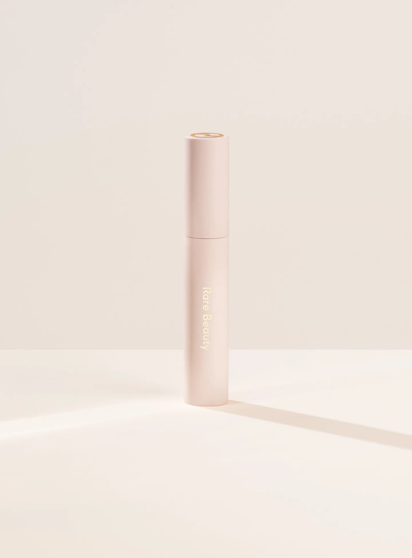 Full-Size-Mascara-Closed-SKU.webp