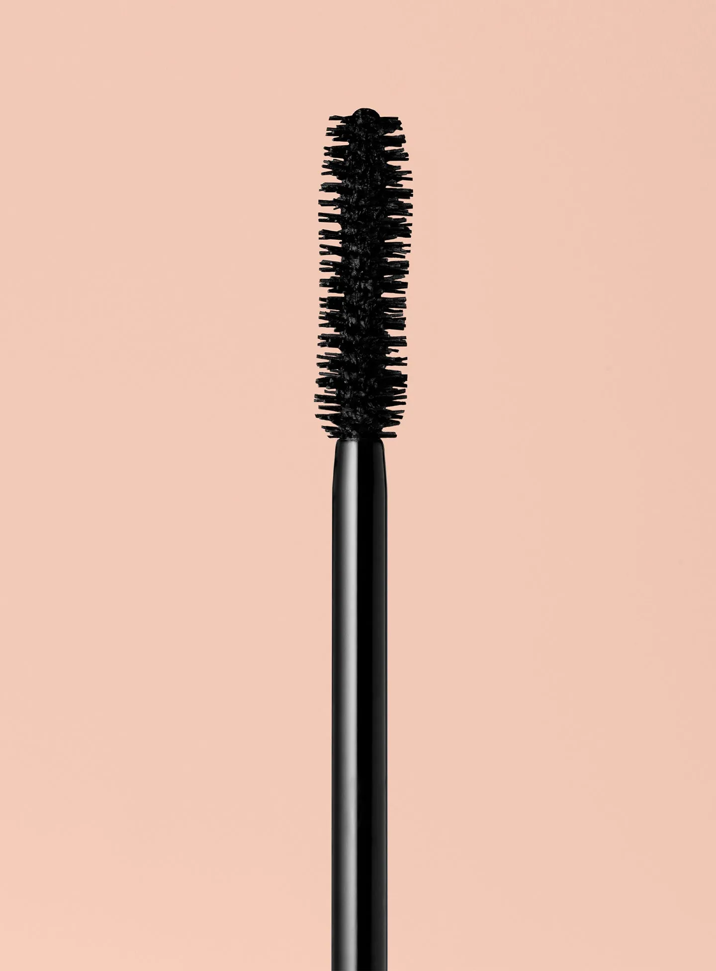 STYLIZED-PERFECT-STROKES-MASCARA-BRUSH.webp