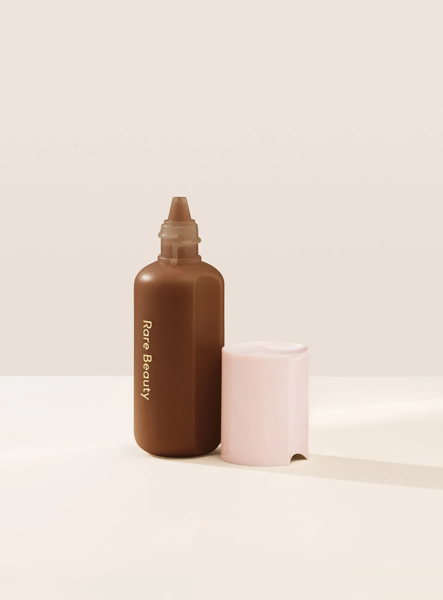 Tinted-Moisturizer-Open-52w-SKU.webp