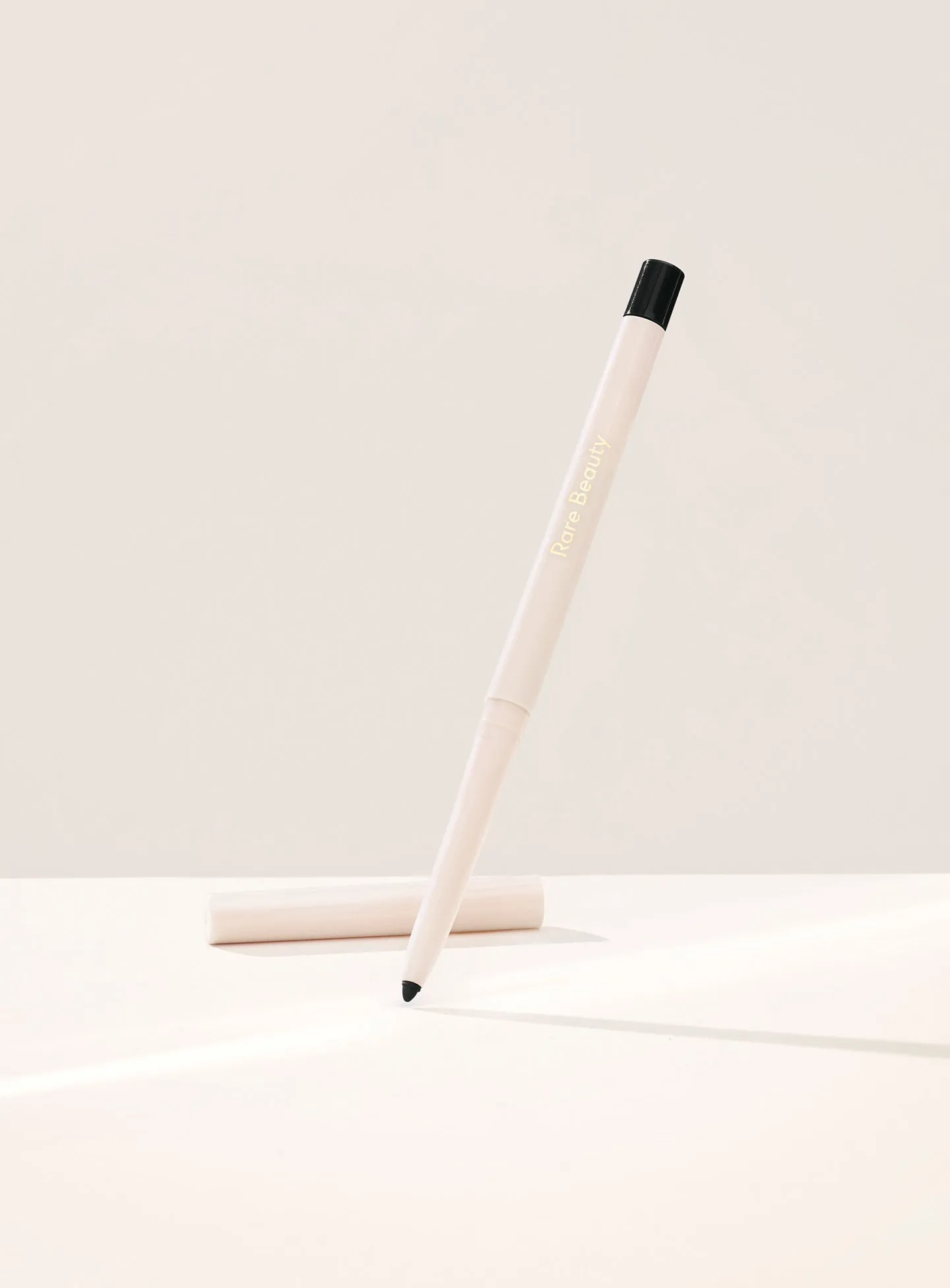 perfect-strokes-gel-liner-true-black-1440x1952-1.webp